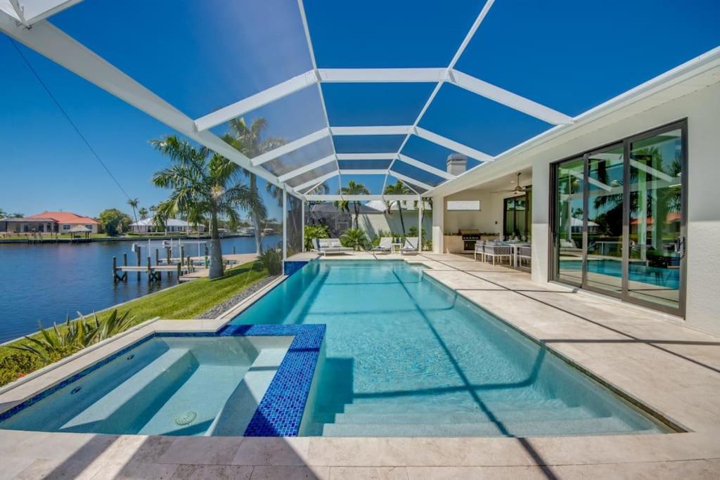 Villa Sensation By Coralvilla - New,Modern With Pool Cape Coral Luaran gambar