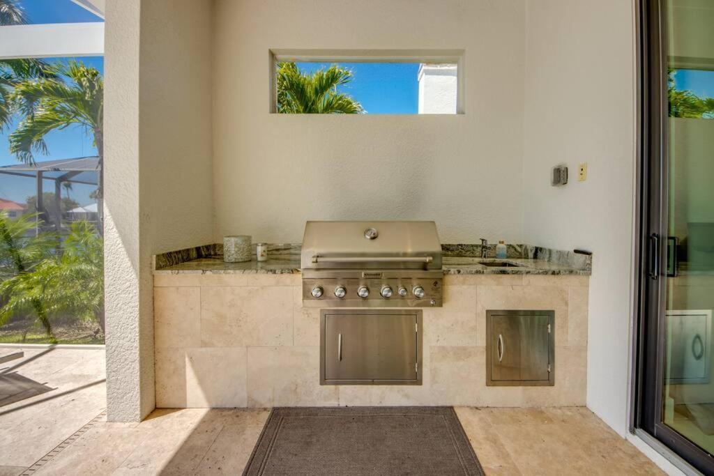 Villa Sensation By Coralvilla - New,Modern With Pool Cape Coral Luaran gambar