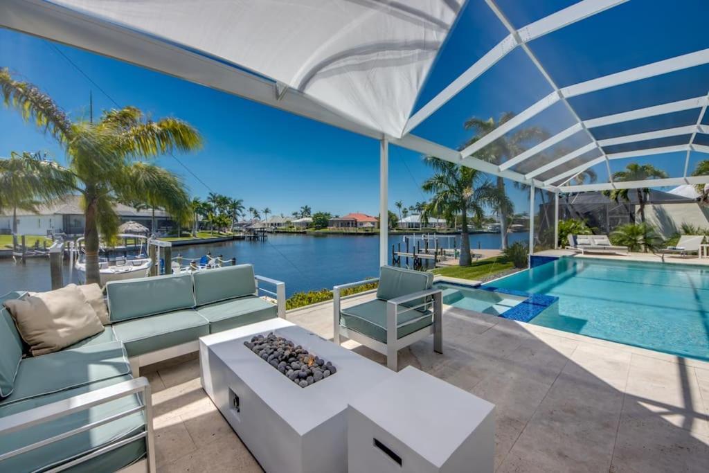 Villa Sensation By Coralvilla - New,Modern With Pool Cape Coral Luaran gambar